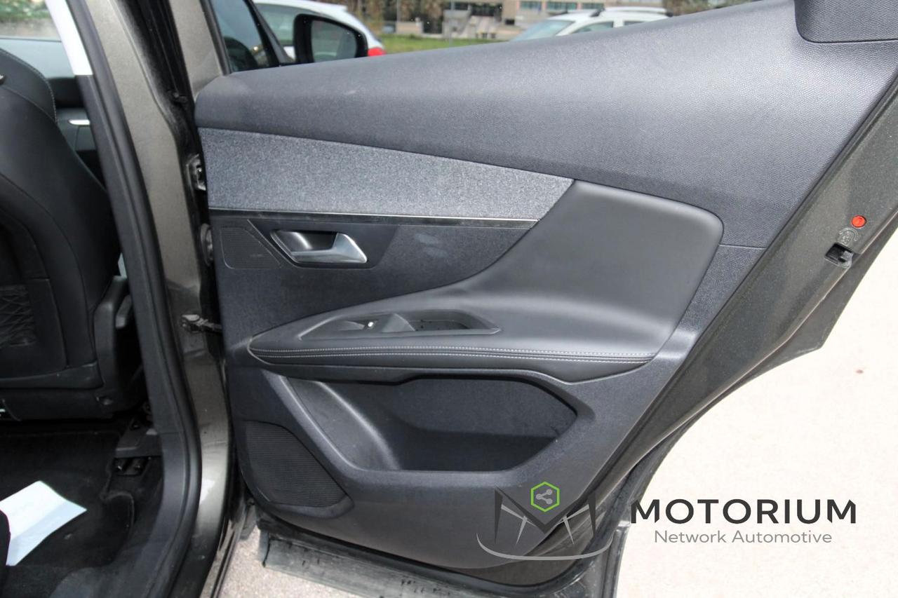 Peugeot 3008 3008 1.6 bluehdi Business s&s 120cv