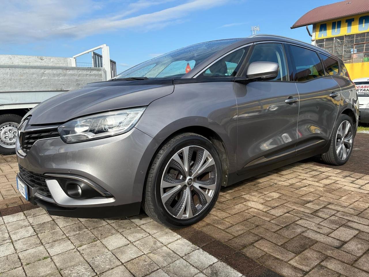 Renault Grand Scenic dCi 8V 110 CV EDC Energy Bose
