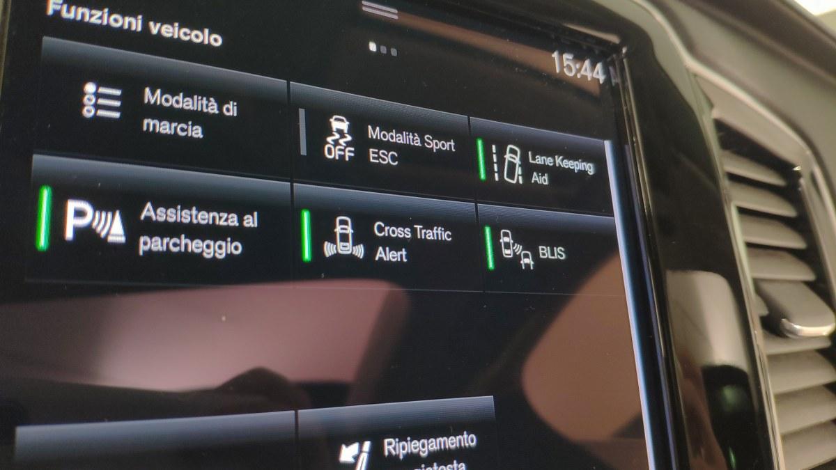 VOLVO Xc90 B5 Mild Hybrid (D) Awd Geartronic 7 Posti Inscription