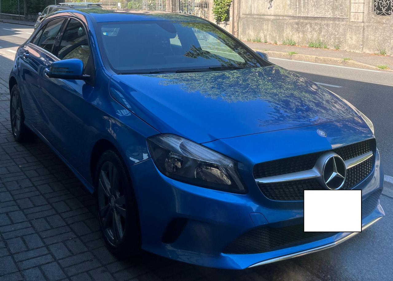 MERCEDES-BENZ A 180 D - AUTOMATIC PREMIUM CAMBIO AUTOMATICO