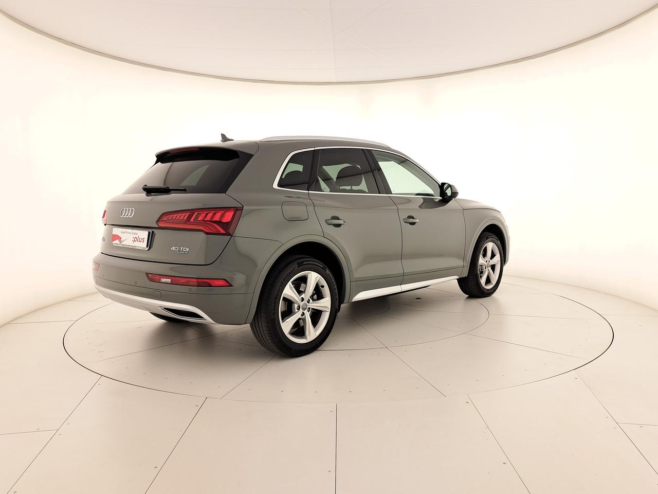 Audi Q5 40 2.0 tdi business sport quattro 190cv s-tronic