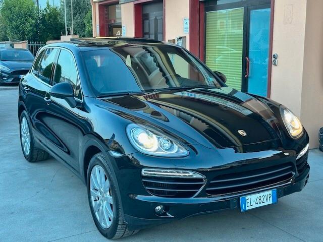 Porsche Cayenne 3.0 Diesel IVA ESPOSTA service Porsche Uni pro.