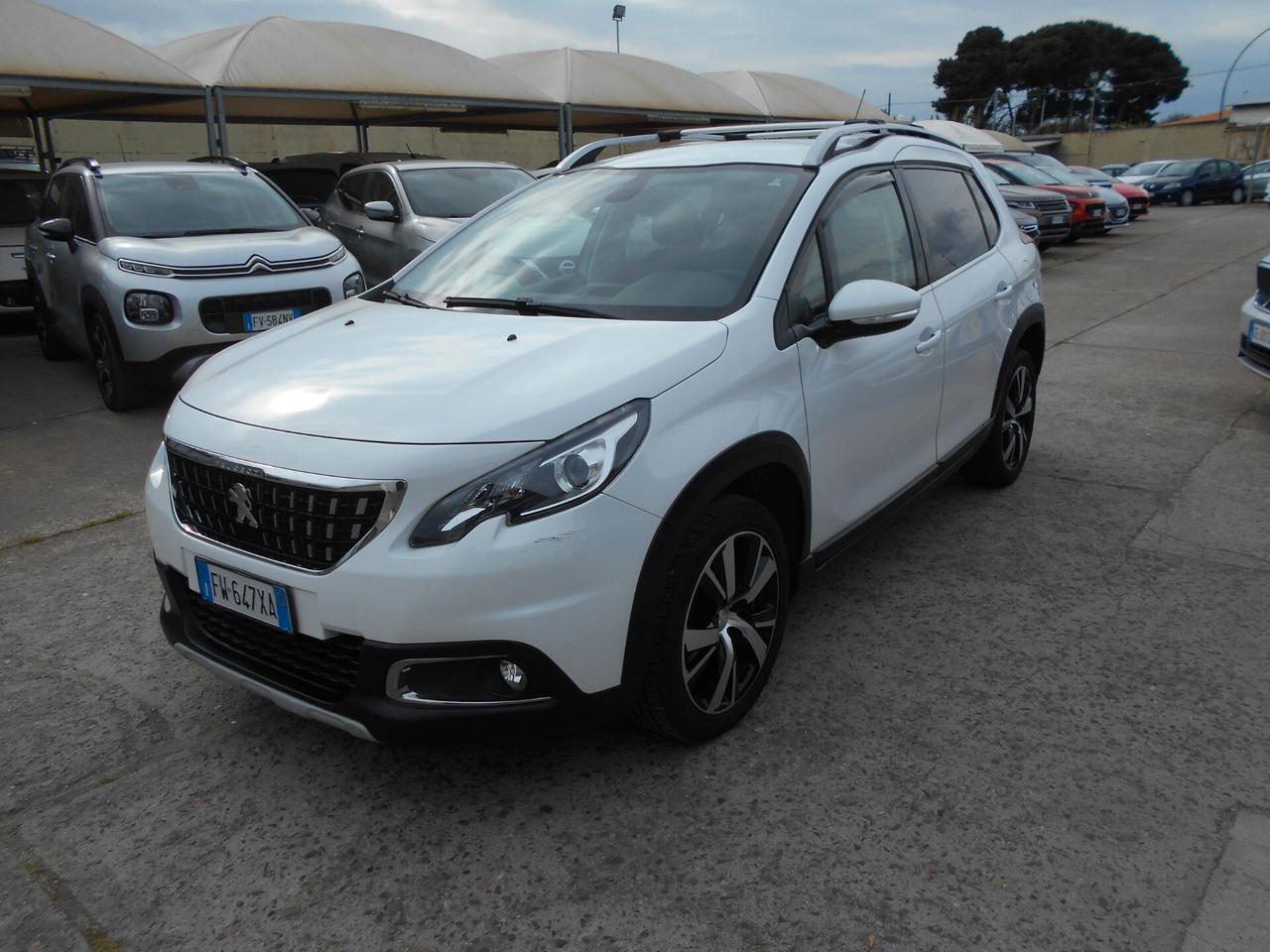 Peugeot 2008 BlueHDi 100 S&S Black Matt