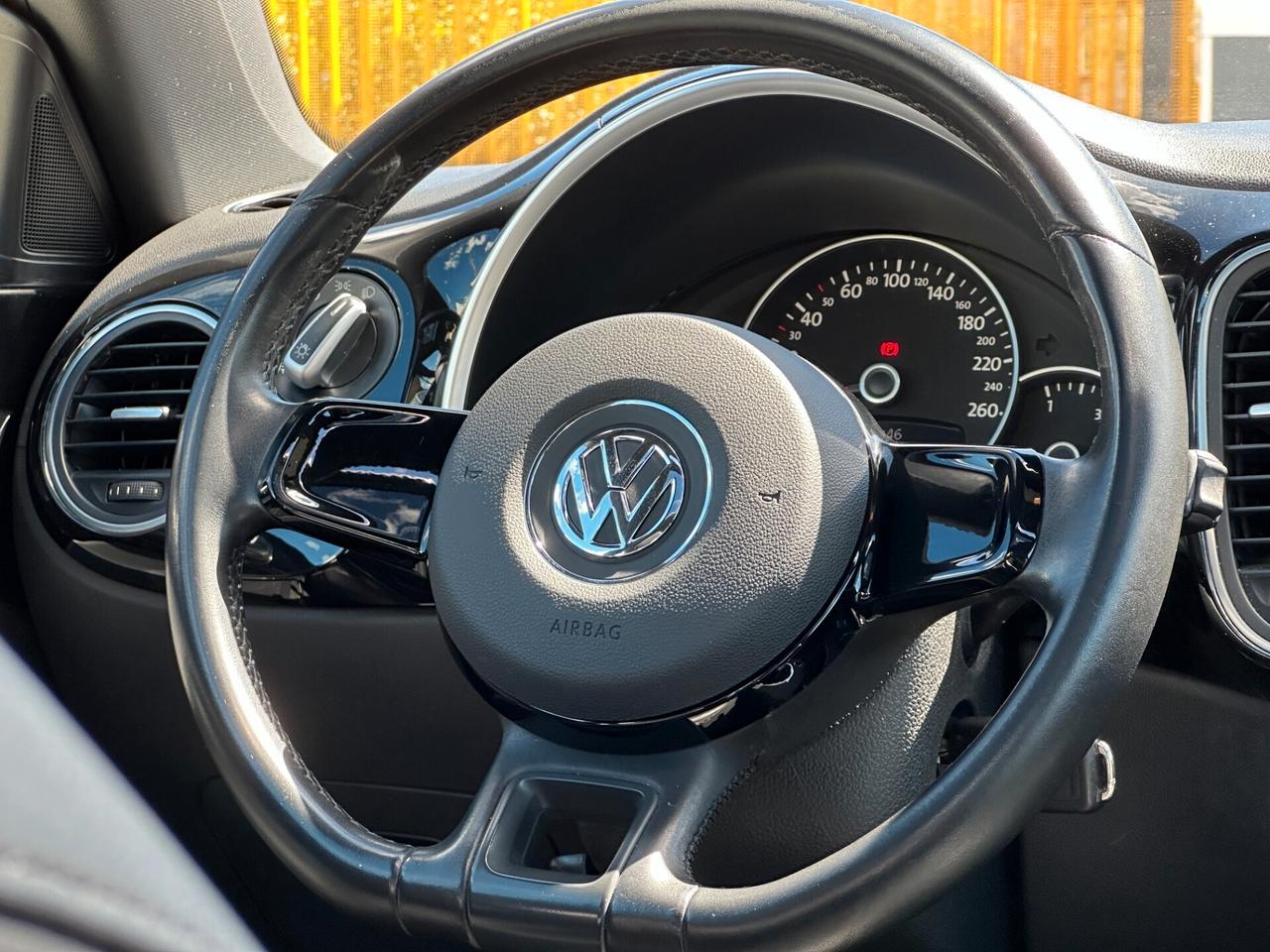 VOLKSWAGEN Maggiolino 1.6 TDI Design
