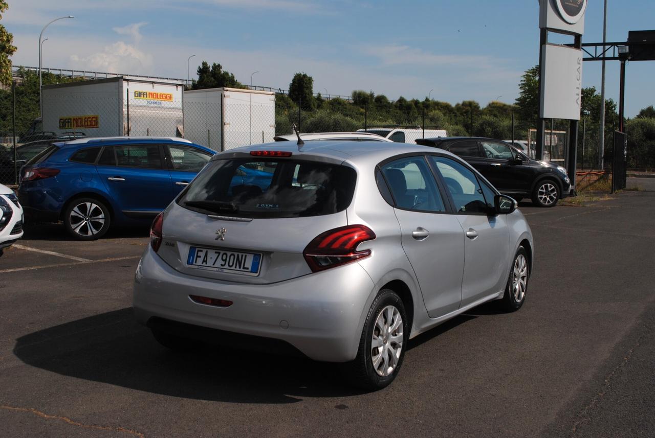 PEUGEOT 208 1.4 HDI 68 CV