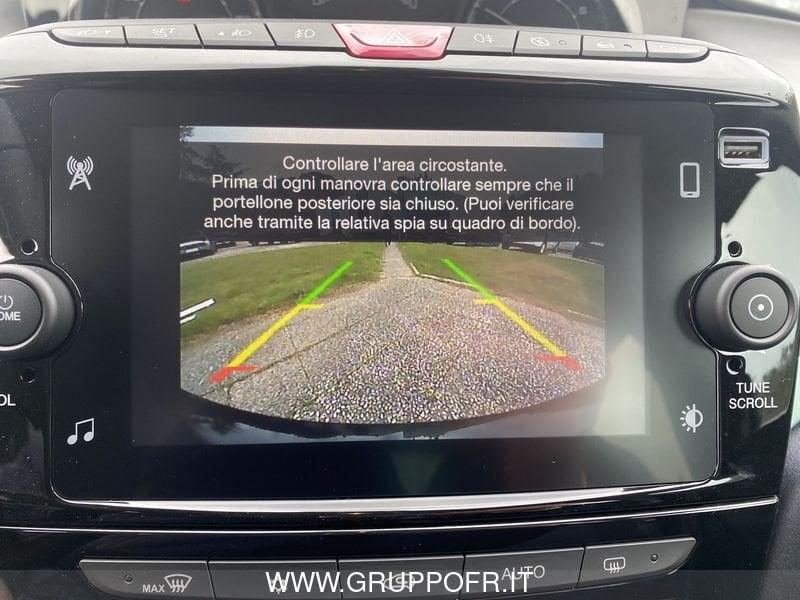 Lancia Ypsilon 1.0 FireFly 5 porte S&S Hybrid Platino