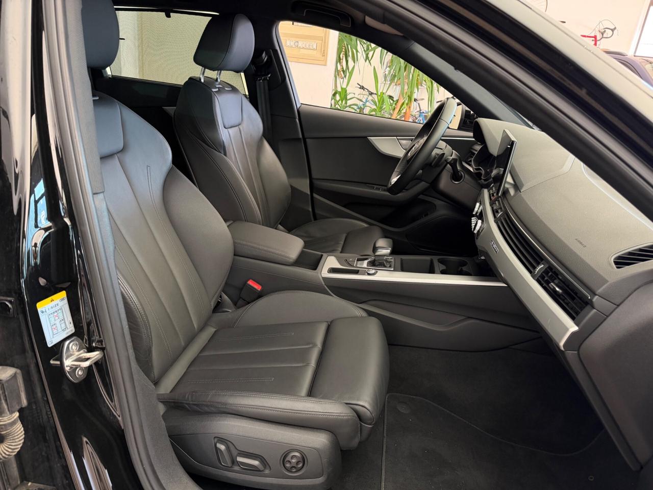 AUDI A4 Avant 40 2.0 tdi mhev quattro 204cv Gancio Traino * IVA ESPOSTA*