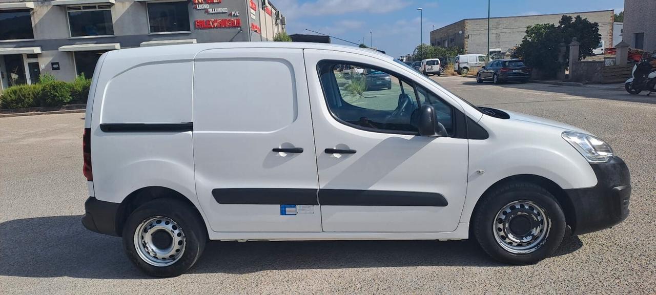 Citroen Berlingo' Frigo