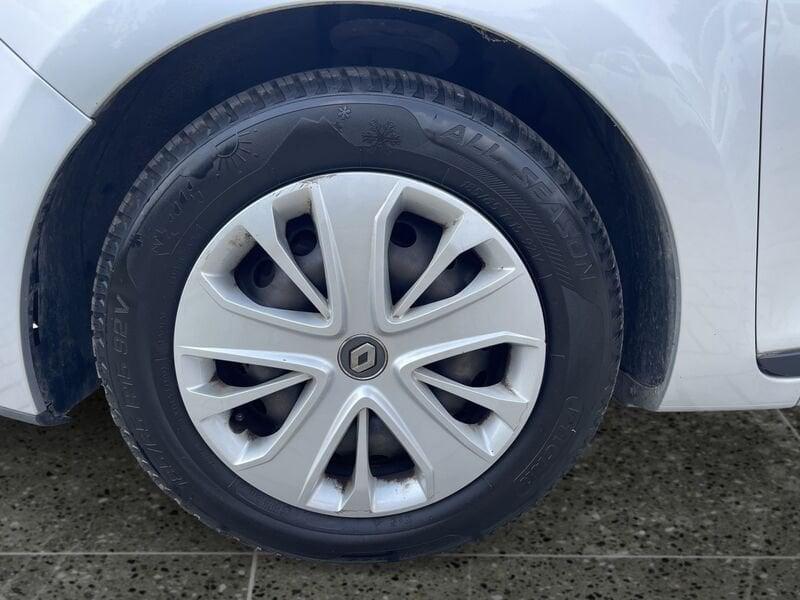 Renault Clio 5p 1.2 Life 75cv E6