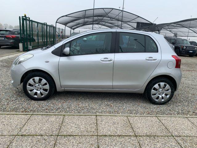 TOYOTA Yaris 1.0 5 porte