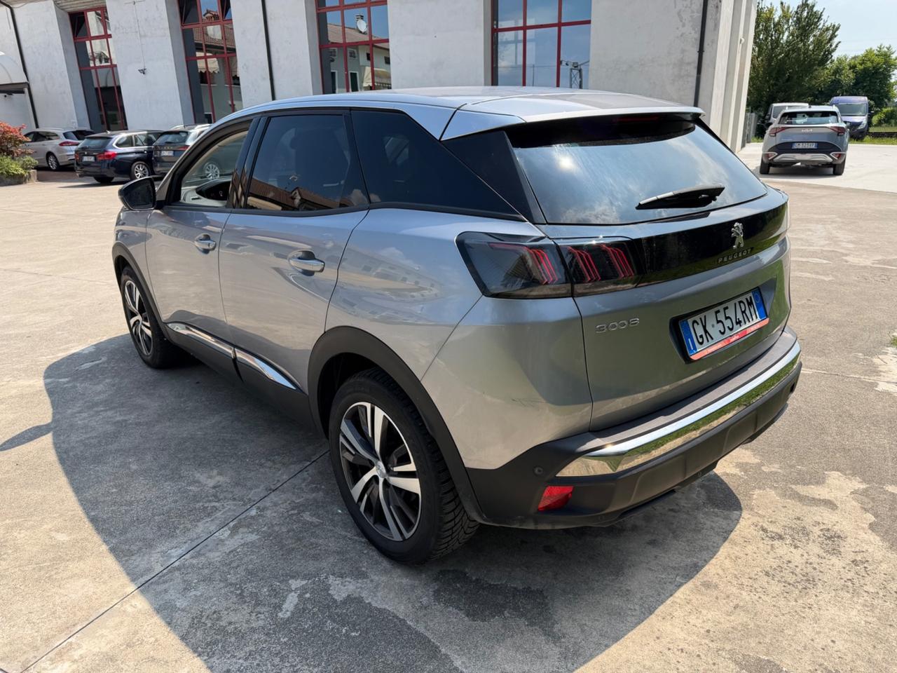 Peugeot 3008 BlueHDi 130 S&S EAT8 Allure