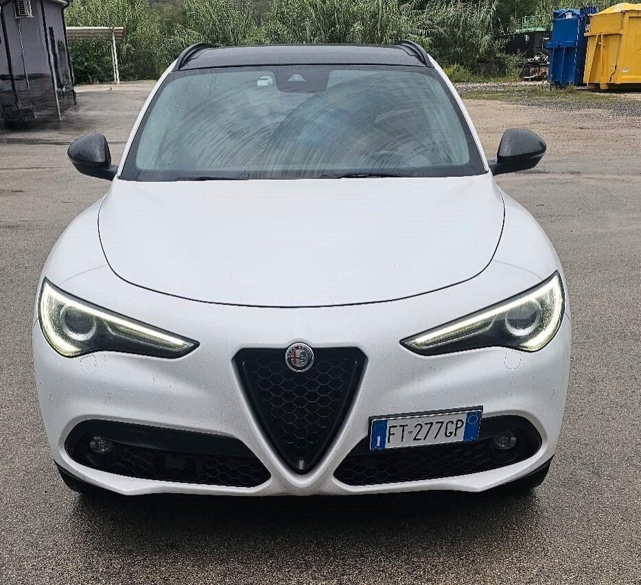 Alfa Romeo Stelvio 2.2 Turbodiesel 210 CV AT8 Q4 Super