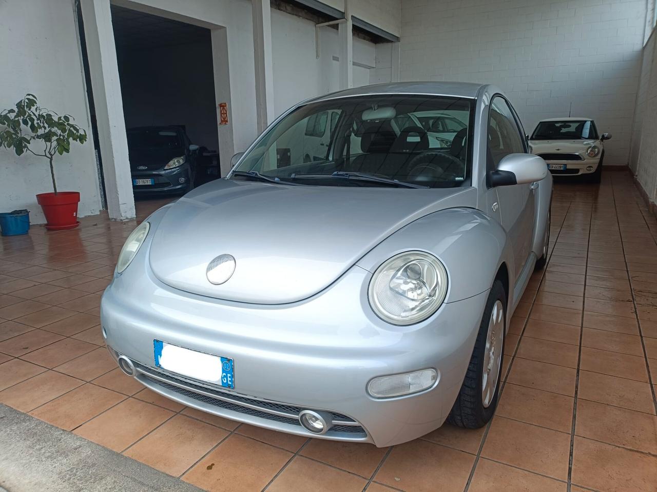 Volkswagen New Beetle 1.6 102cv, Euro 4!