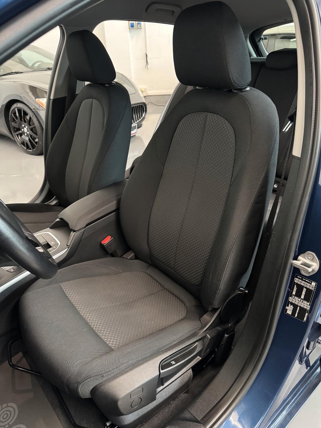 BMW 116 1.5cc 109cv Benz Automatica CarPlay OK Neopatentati