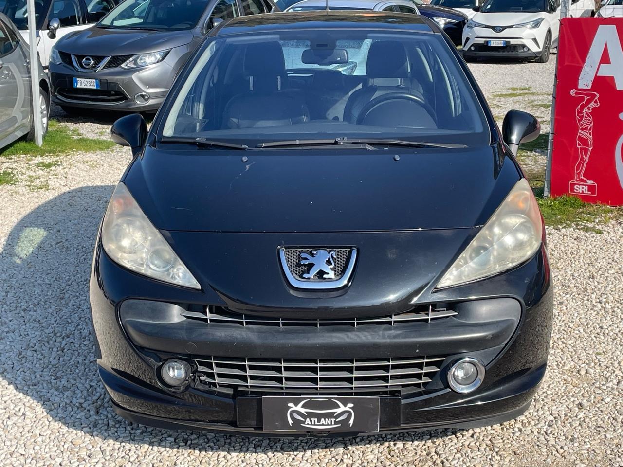 Peugeot 207 1.6 HDi 110CV 5p. Féline