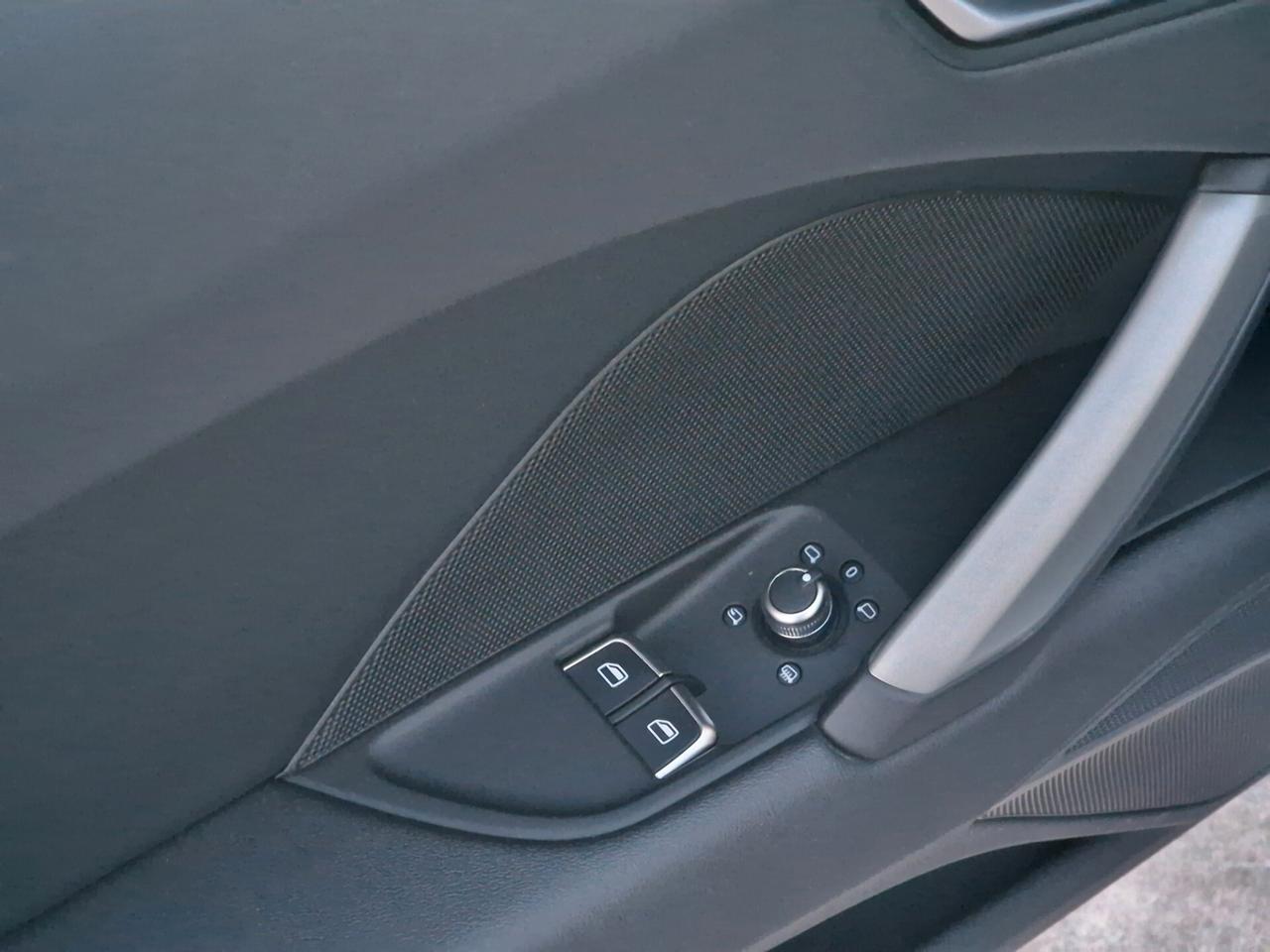 Audi TT Coupé 2.0 TDI 184CV