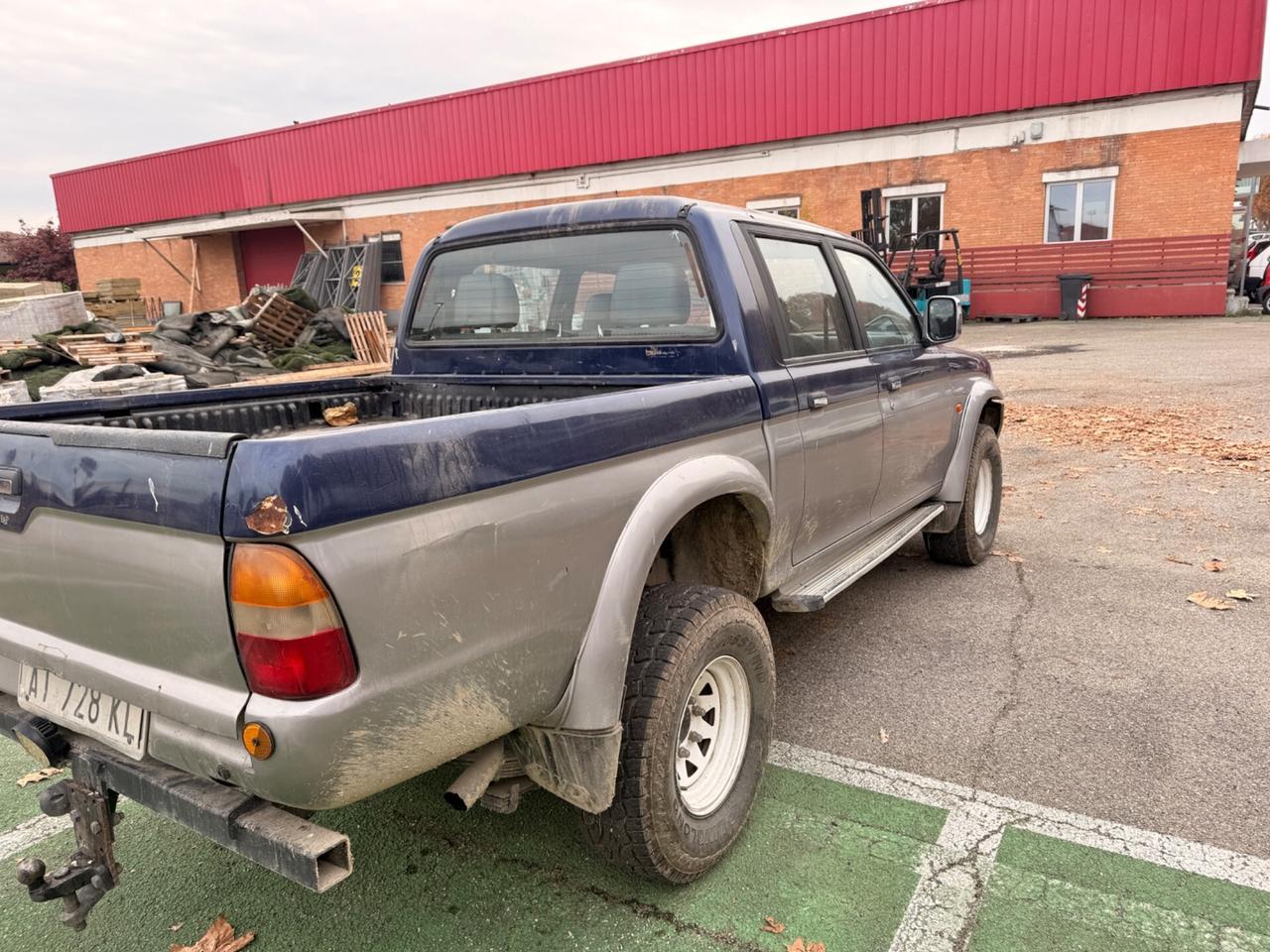 Mitsubishi L200 2.5 TDI 4WD Club Cab Pick-up GLX