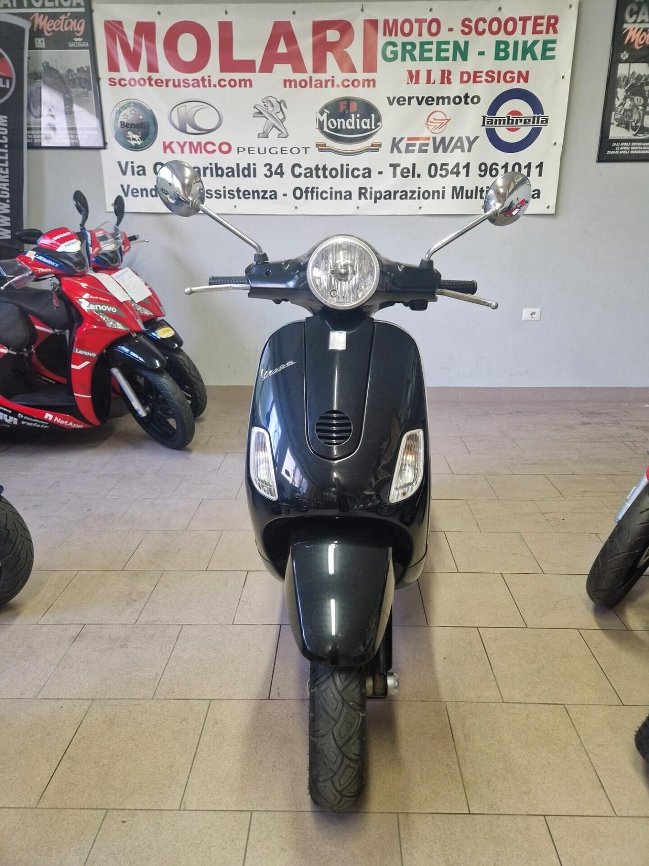 Piaggio Vespa LX 125 C.C. Nera