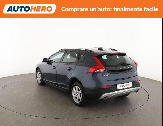 VOLVO V40 Cross Country D2