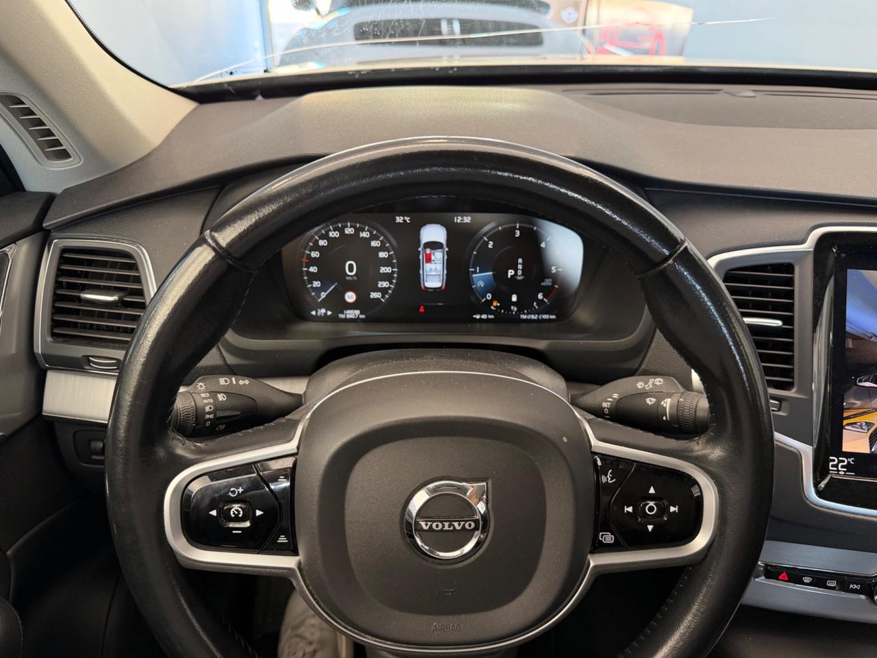 Volvo XC 90 XC90 B5 (d) AWD Geartronic Momentum Pro
