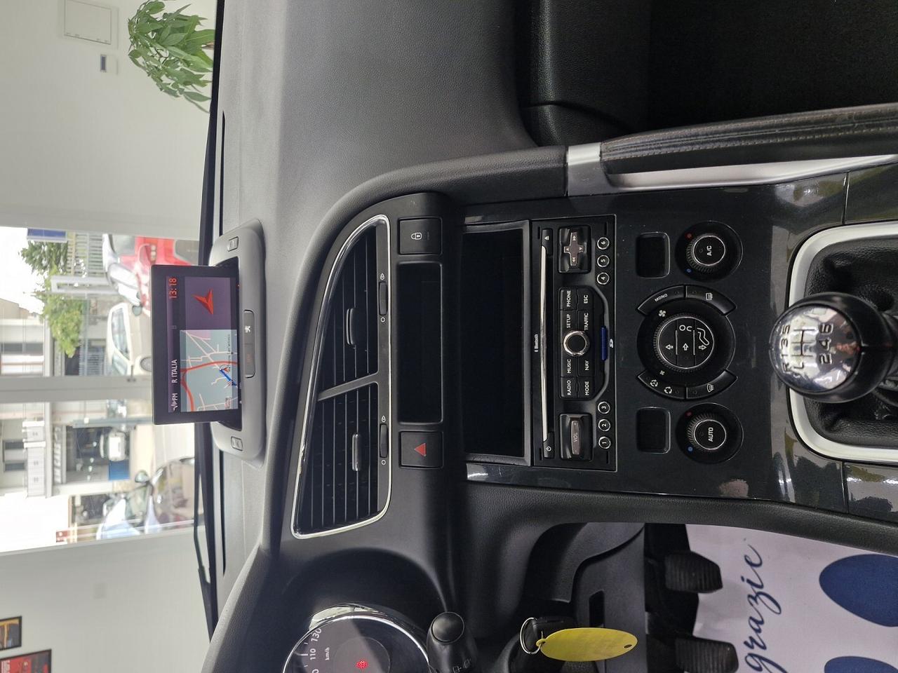 PEUGEOT 3008 1.6 Hdi 110CV Allure BIANCO PERLATO