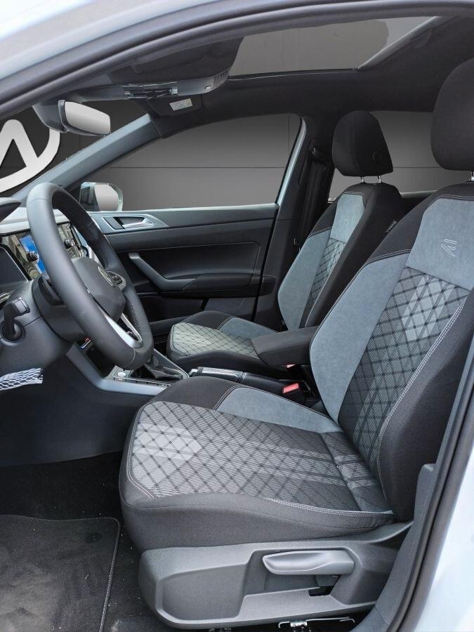 Volkswagen Taigo 1000 TSI R-LINE PLUS 116 CV DSG KM 0 ITALIA