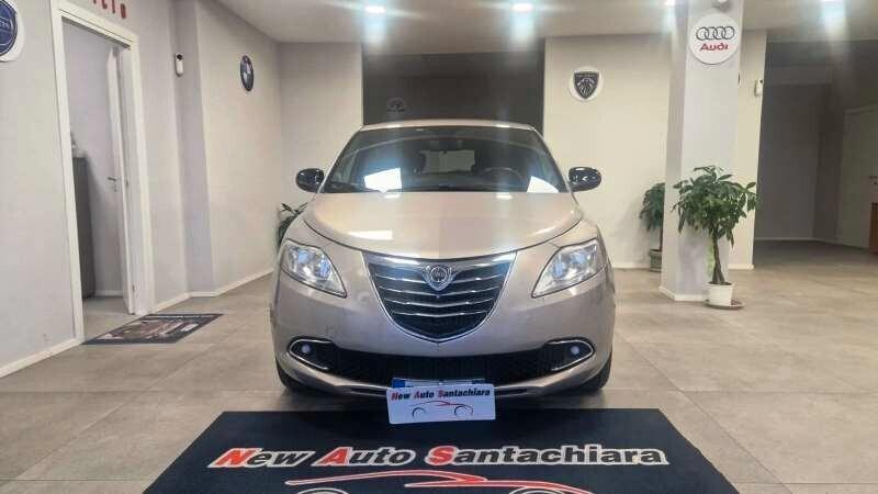 Lancia Ypsilon 1.2 69 CV S&S Gold