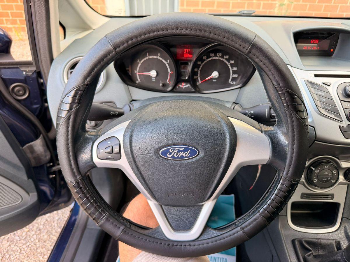FORD - Fiesta - 1.2 16V 60CV 5p. Titanium Bs.