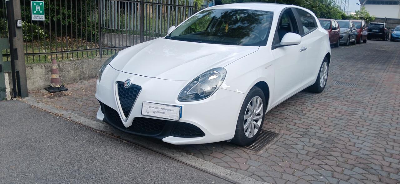 Alfa Romeo Giulietta 1.6 JTDm 120 CV neopatentati