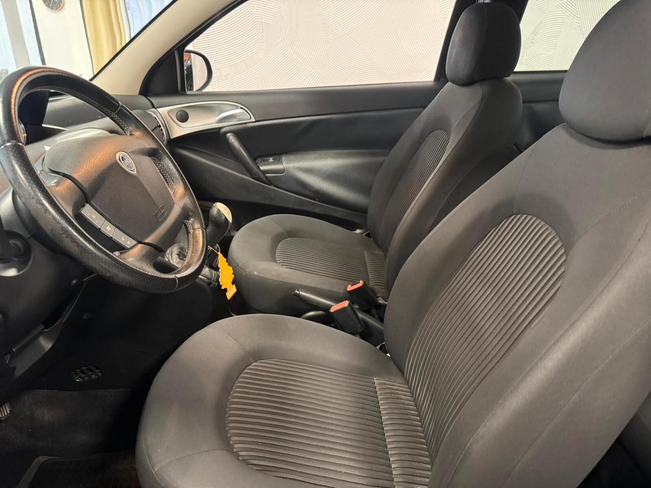 Lancia Ypsilon 1.3 MJT 75 CV Elle