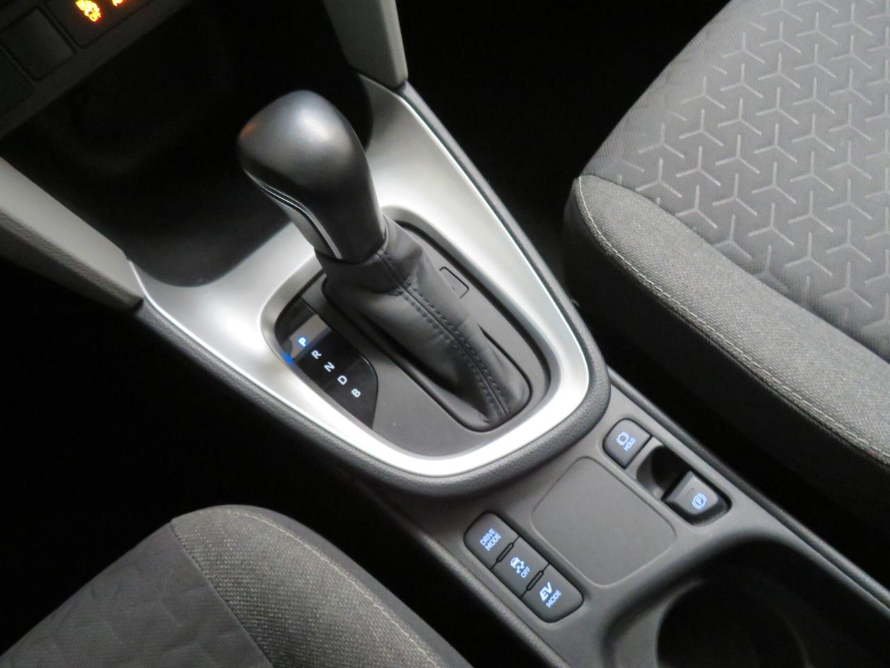 Toyota Yaris Cross 1.5 Hybrid 5p. E-CVT Business