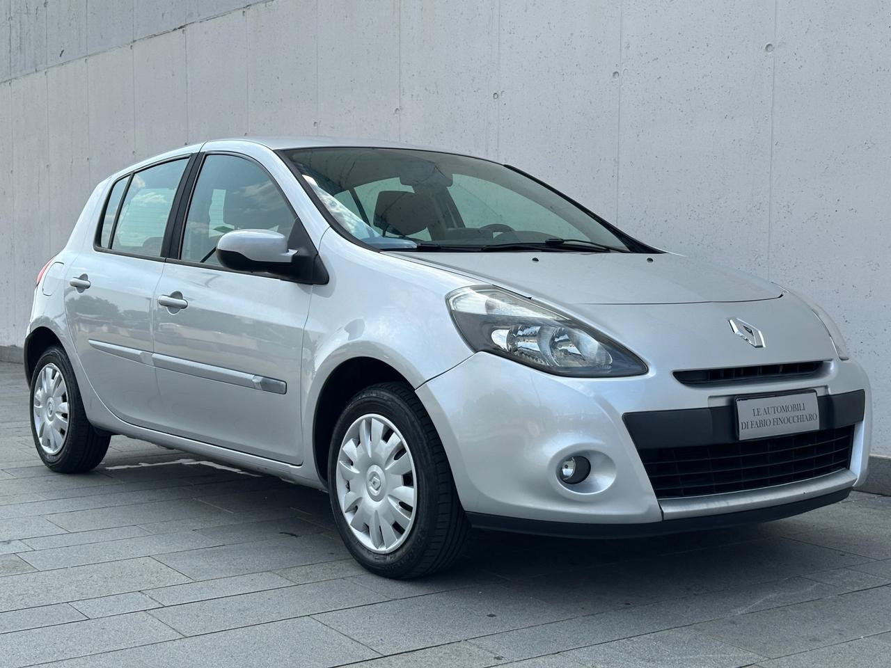 Renault Clio 1.2 16V 5 porte Luxe