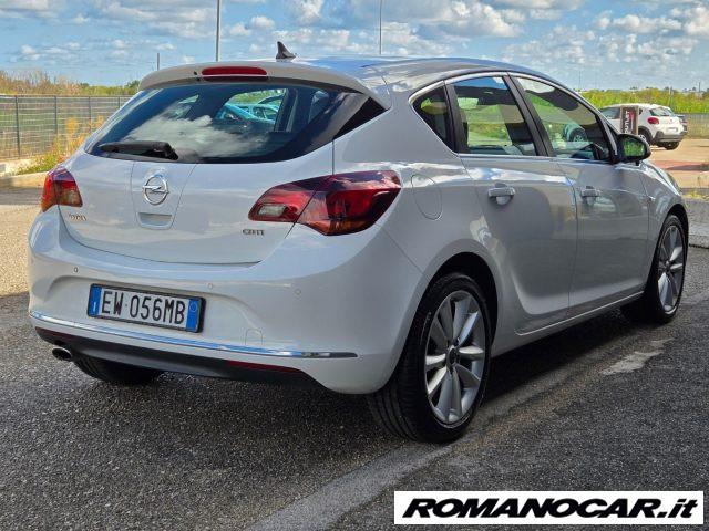 OPEL Astra 2.0 CDTI 165 AT6 Cosmo NAVY unipro