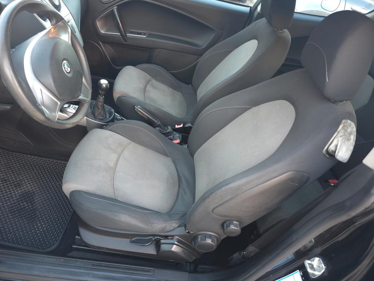 Alfa Romeo MiTo 1.4 78 CV Distinctive Sport Pack