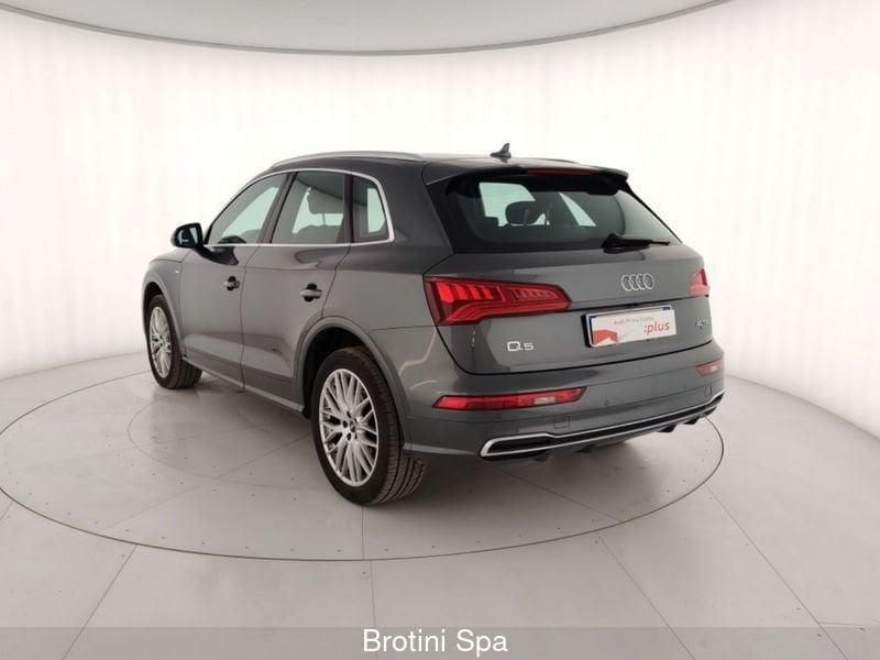 Audi Q5 40 TDI S Line Plus quattro S tronic