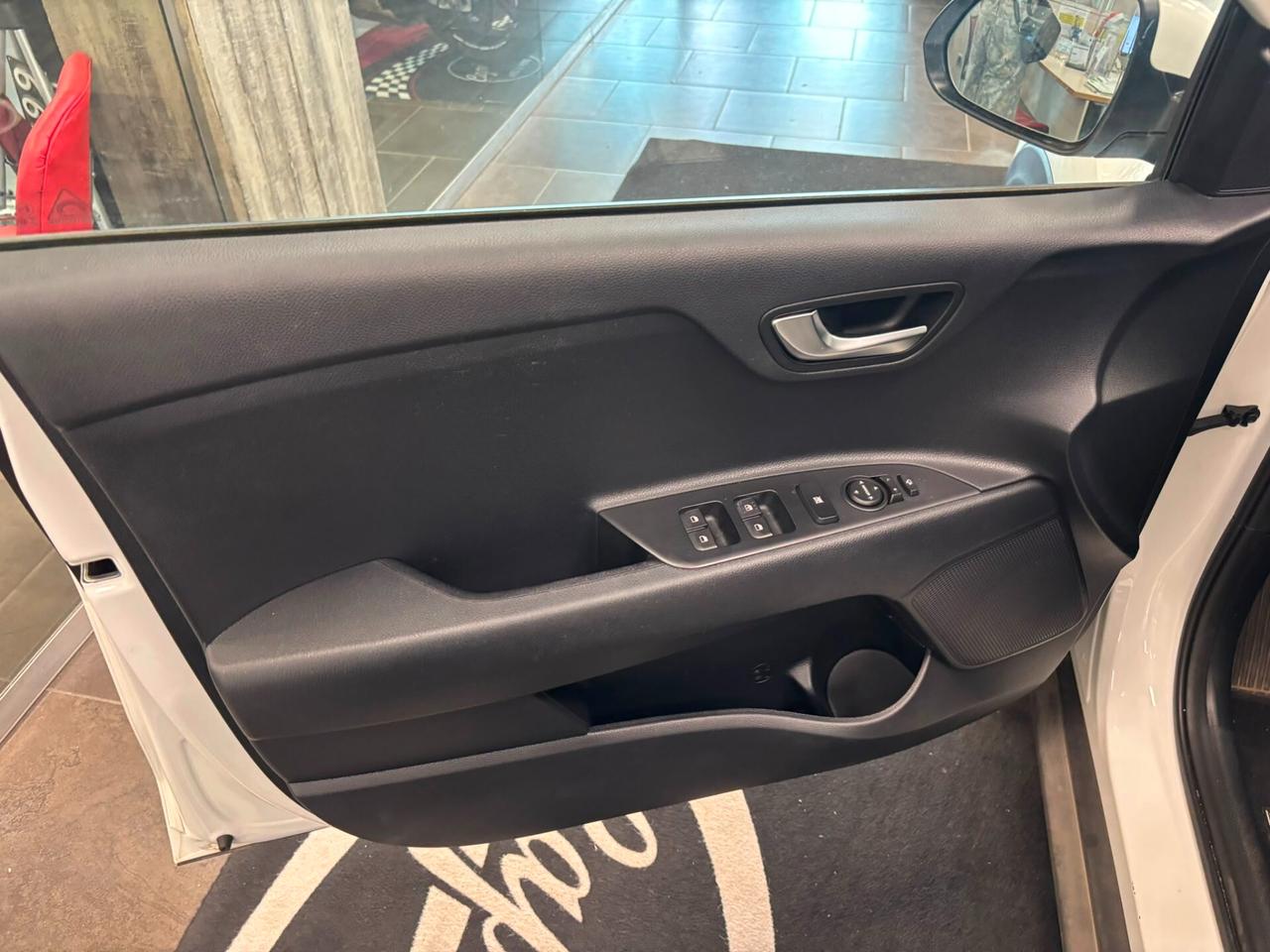 Kia Stonic 1.0 T-GDi 120 CV MHEV DCT Style