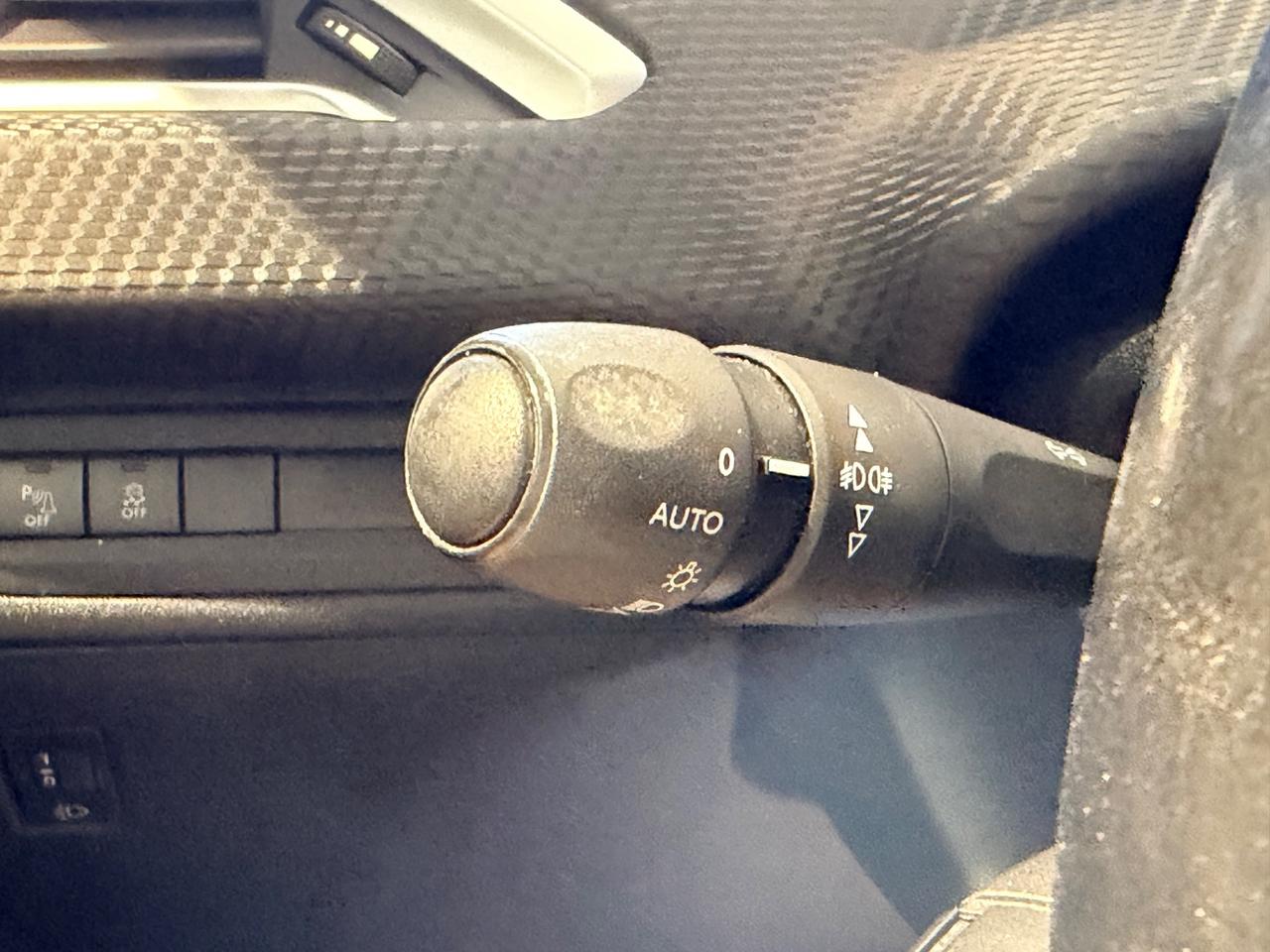 Peugeot 2008 - 2016 1.2 PureTech 82 Allure