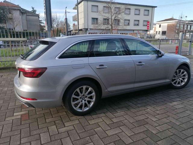 AUDI A4 Avant 40 TDI S tronic Business