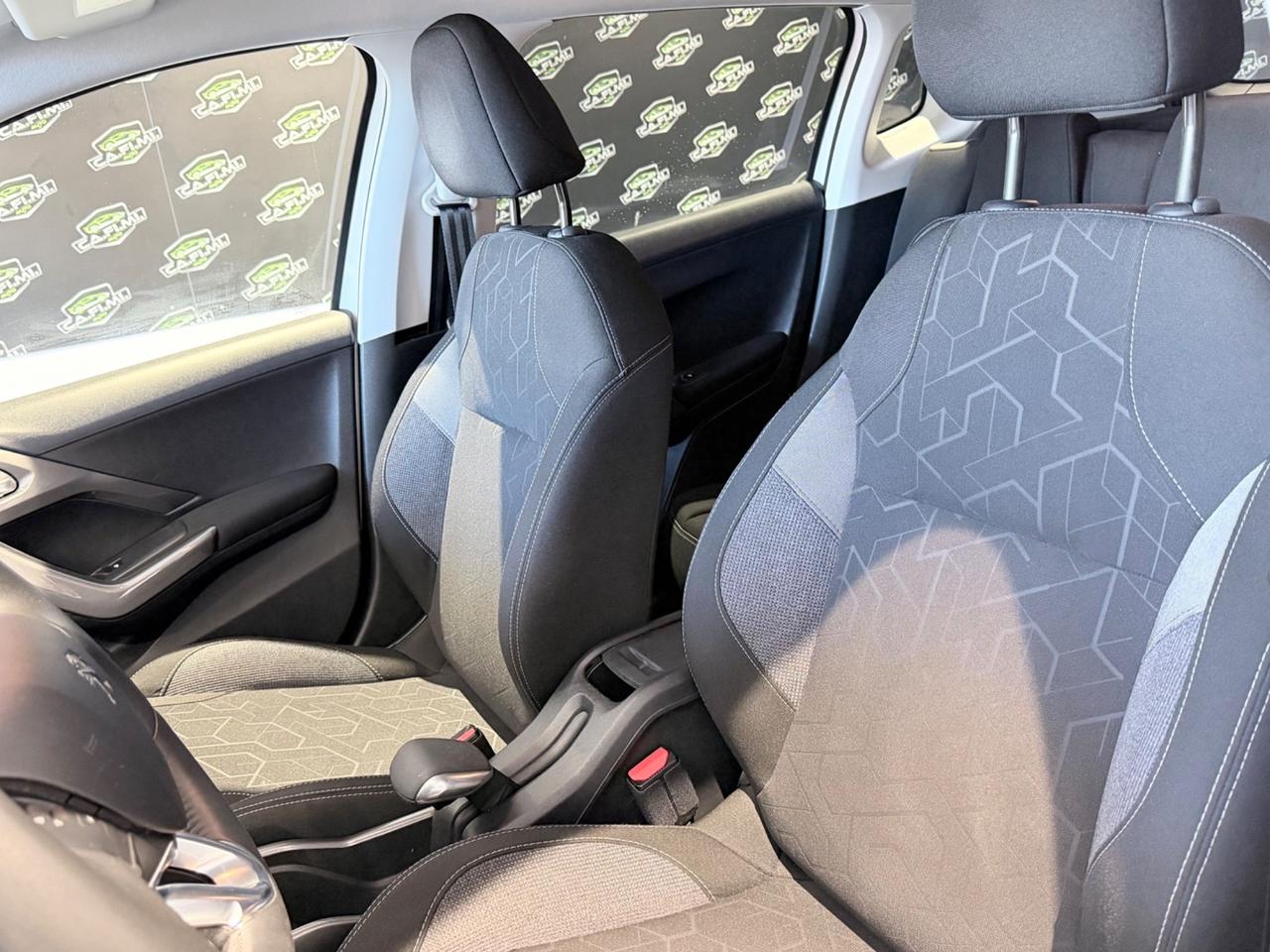 Peugeot 2008 - 2016 BlueHDi 100cv 112000 km