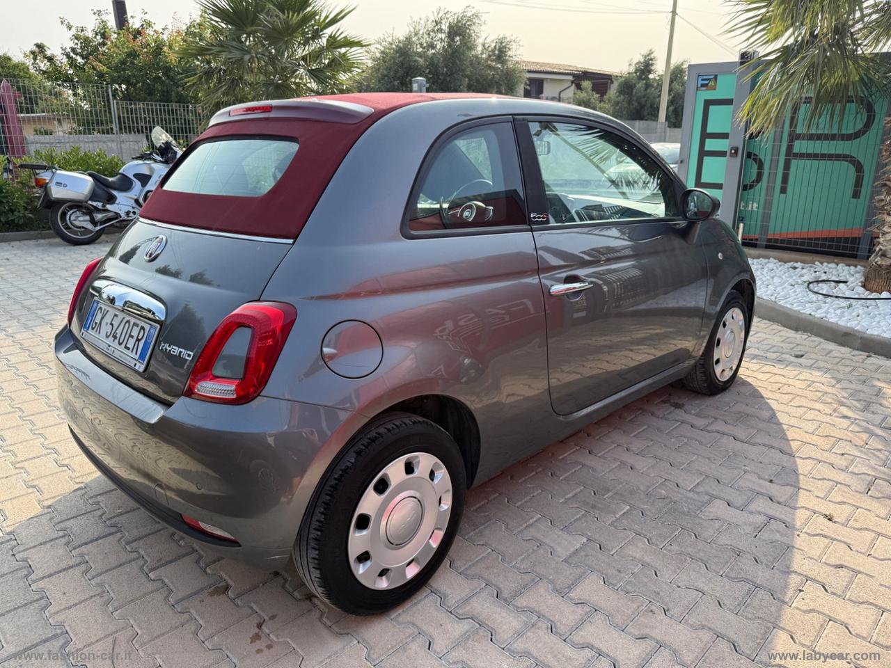 FIAT 500 C 1.0 Hybrid Cult