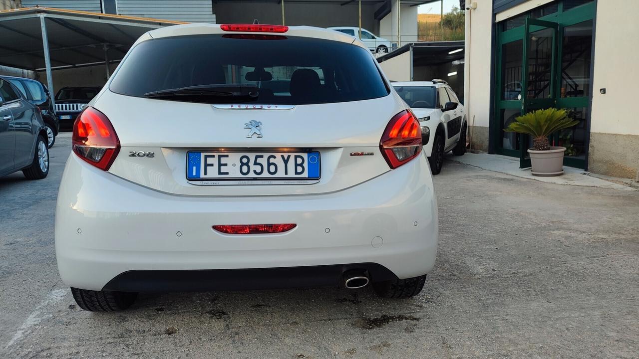 Peugeot 208 BlueHDi 100 5 porte GT Line