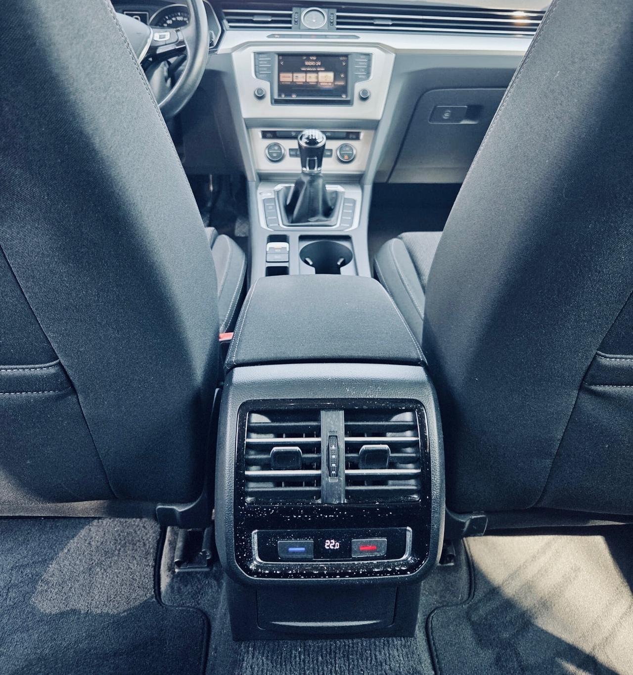 Volkswagen Passat Variant 1.6 TDI Business BlueMotion Technology