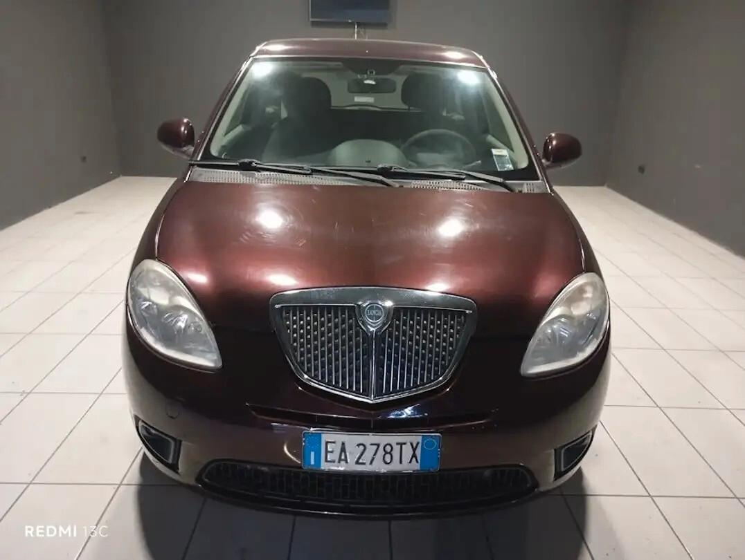 Lancia Ypsilon del 2010 GPL fino al 2030
