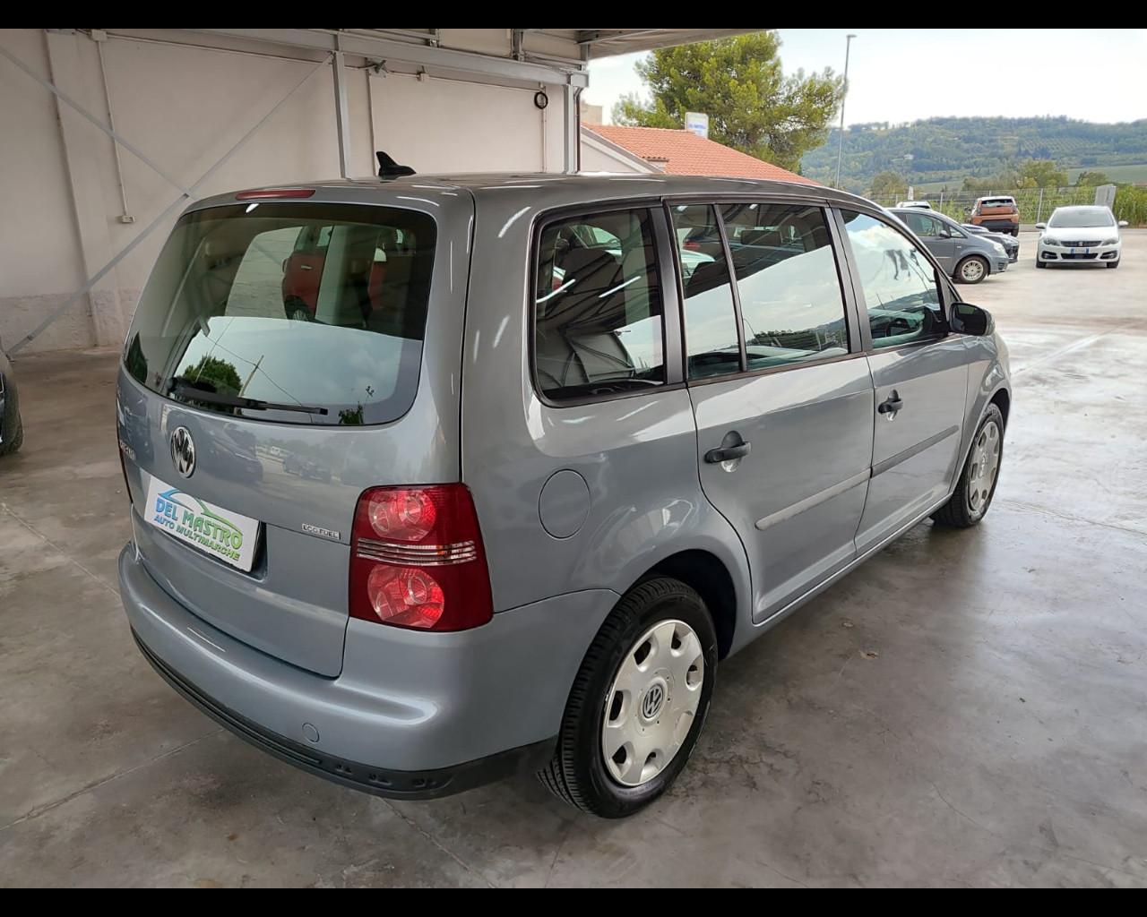VOLKSWAGEN Touran 2.0 Trendline Ecofuel 7 Posti