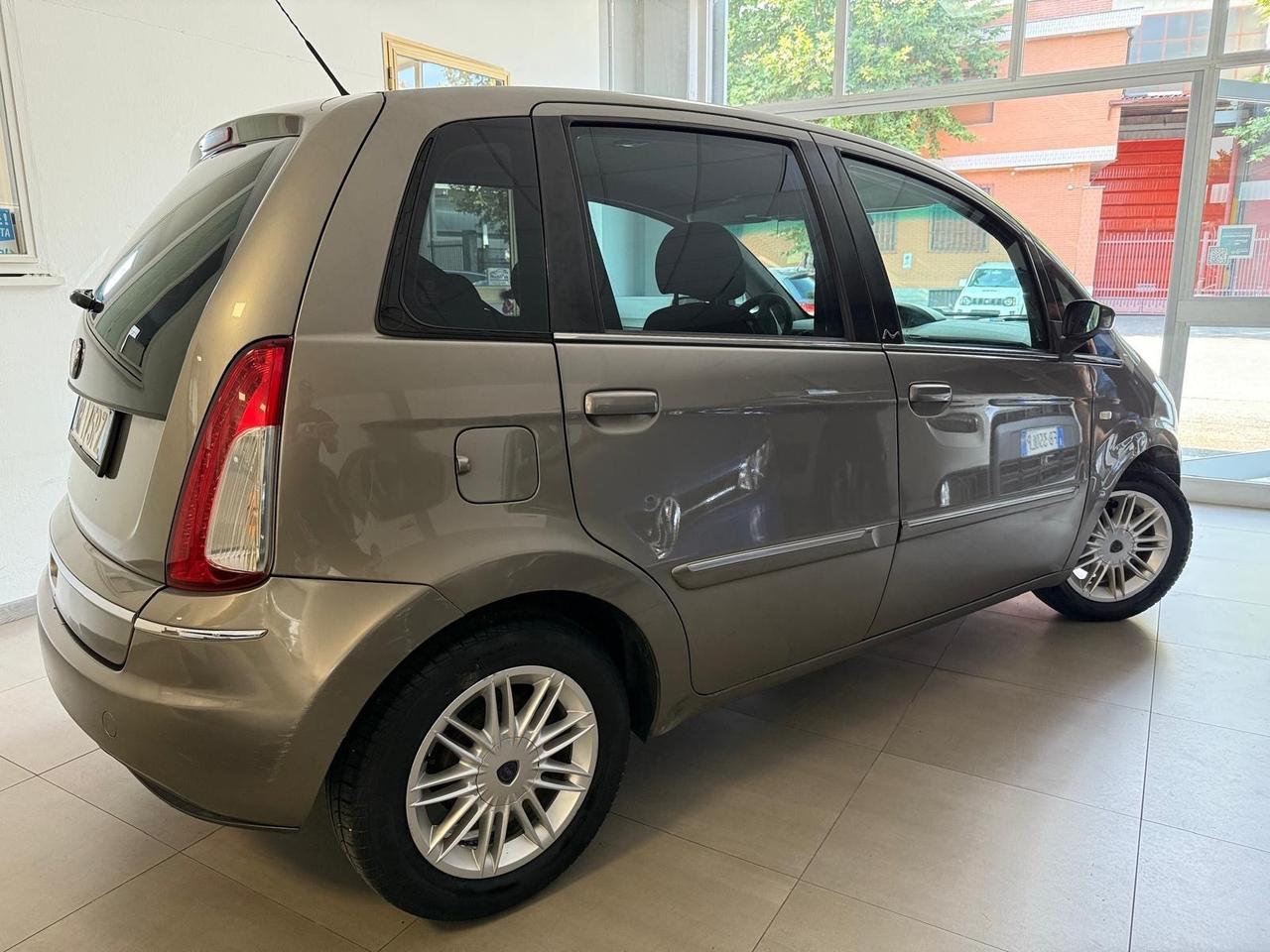 Lancia MUSA 1.4 16V Poltrona Frau
