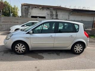 Renault Scenic Scénic 1.9 dCi/130CV Conquest