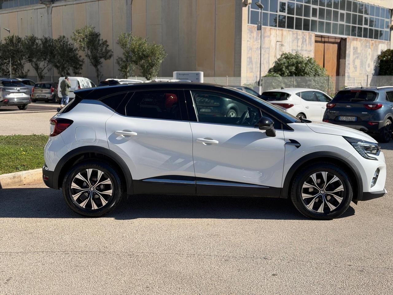 Renault Captur Mild Hybrid 140 CV Techno