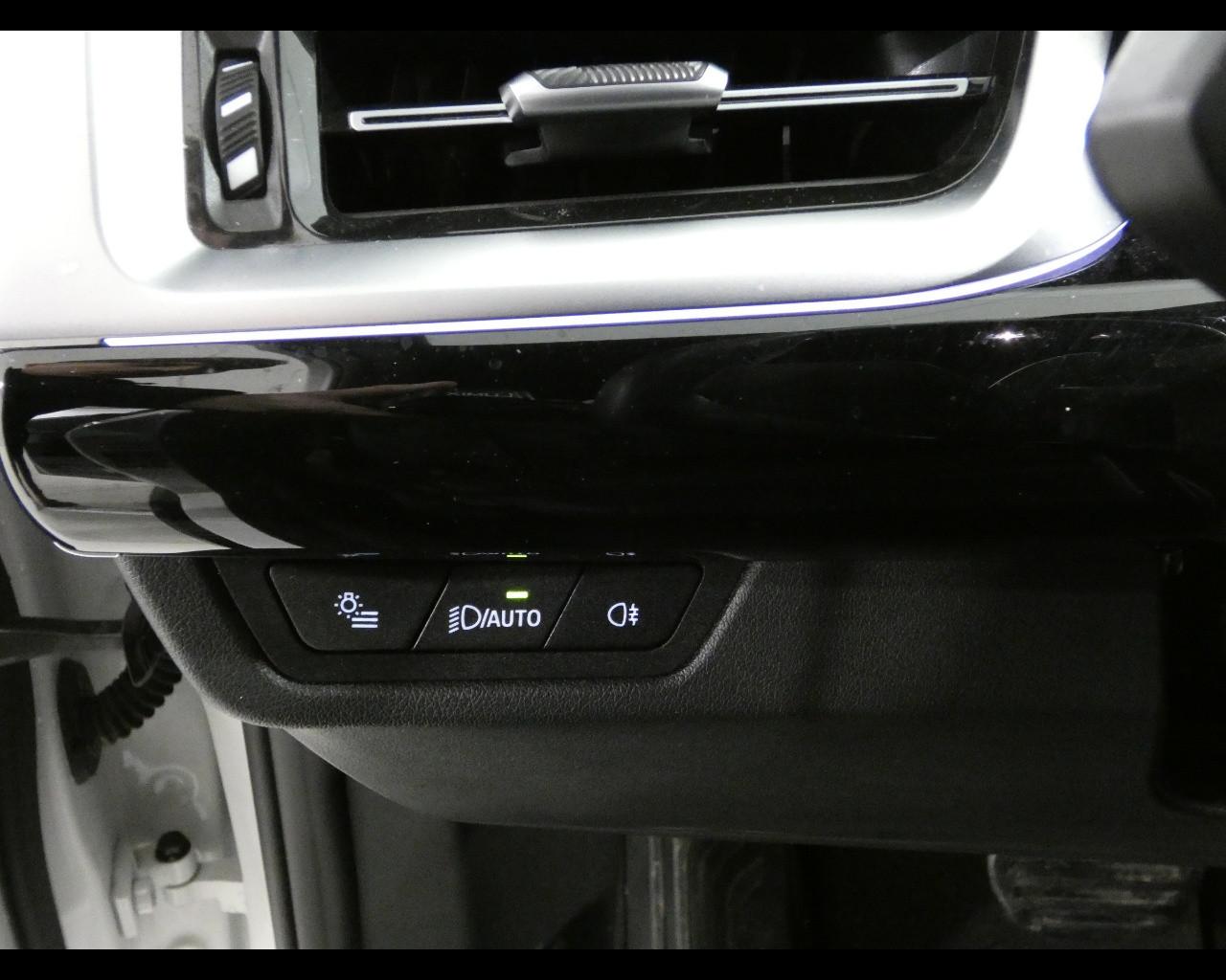 BMW iX1 (U11) - iX1 eDrive 20 xLine