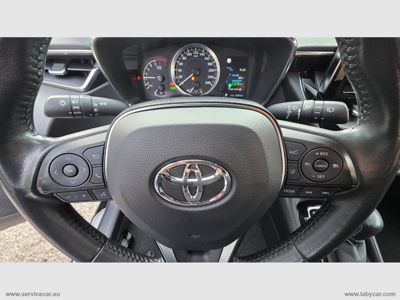 TOYOTA Corolla TS 1.8 Hybrid Style