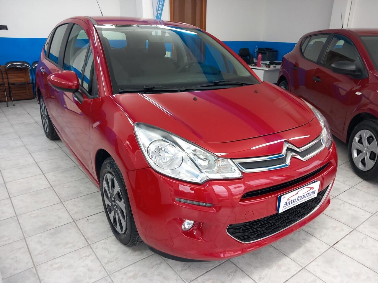 Citroen C3 anno 2015 1.2 benzina 59 mila km